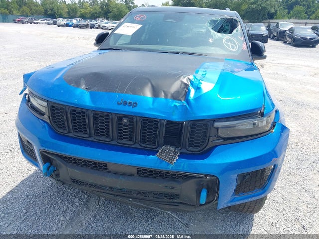 1C4RJYC68N8759961 Jeep Grand Cherokee