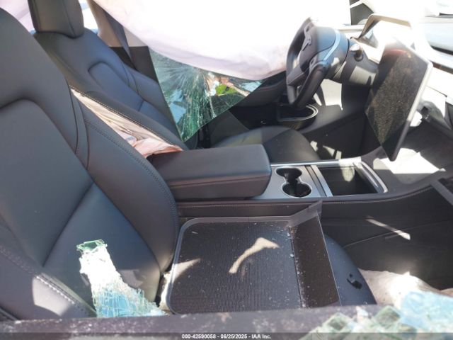 2023 TESLA MODEL Y 7SAYGAEE2PF898592 Photo 4