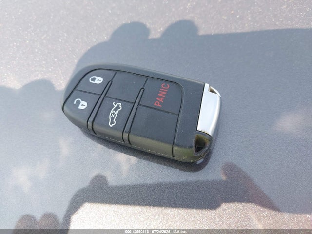 Dodge 2019 2019 2C3CDXCT4KH526389 Image 11