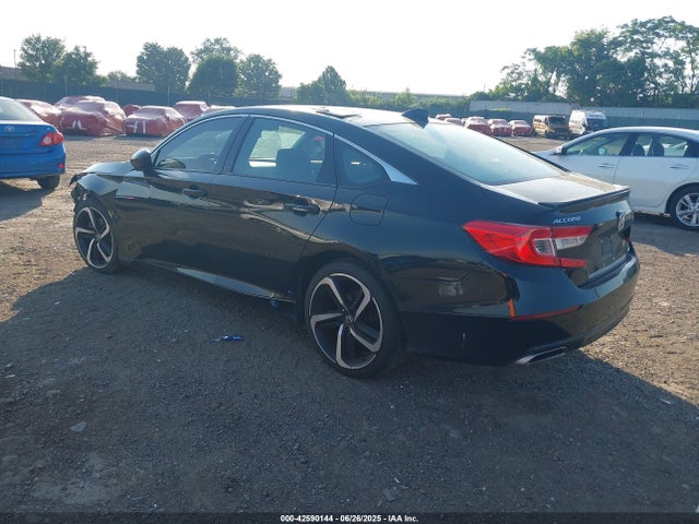 Honda l15be 2018 1HGCV1F34JA060673 Image 3