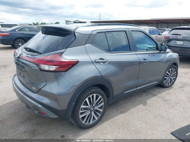 2021 NISSAN KICKS 3N1CP5DV8ML559349 Photo 3