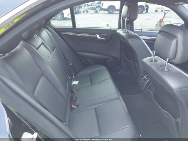 2013 MERCEDES-BENZ C 250 WDDGF4HB2DR273930 Photo 7