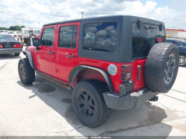 2013 JEEP WRANGLER UNLIMITED 1C4BJWDG9DL702516 Photo 2
