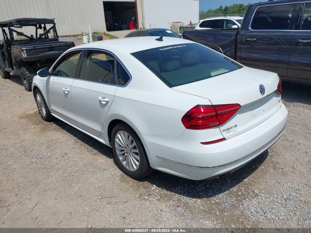 Volkswagen Passat 2016 1VWBT7A3XGC067745 Image 3