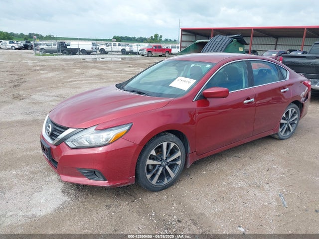 Nissan 2016 2016 1N4AL3AP4GC212133 Image 2