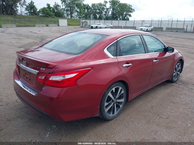 Nissan 2016 2016 1N4AL3AP4GC212133 Image 4