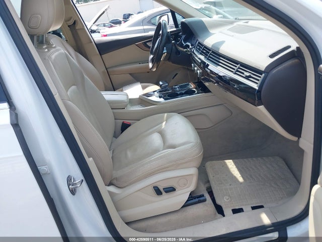 2017 AUDI Q7 WA1AHAF79HD046223 Photo 4