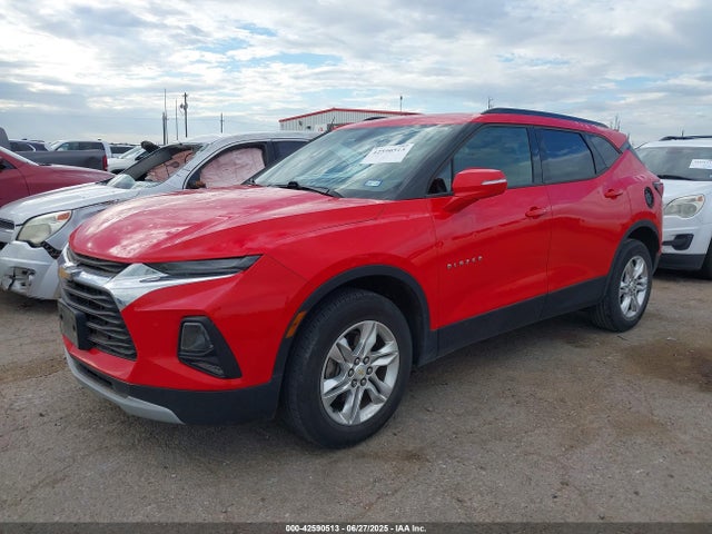Chevrolet lgx 2019 3GNKBCRSXKS690657 Image 2