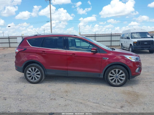 1FMCU0J96JUD58854 Ford 2018
