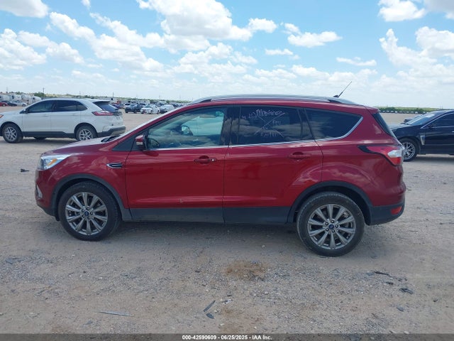 1FMCU0J96JUD58854 Ford 2018