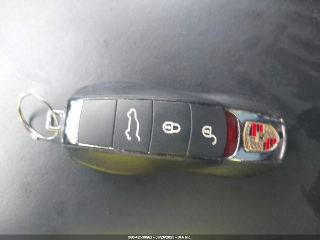 2018 PORSCHE MACAN WP1AB2A52JLB37590 Photo 10