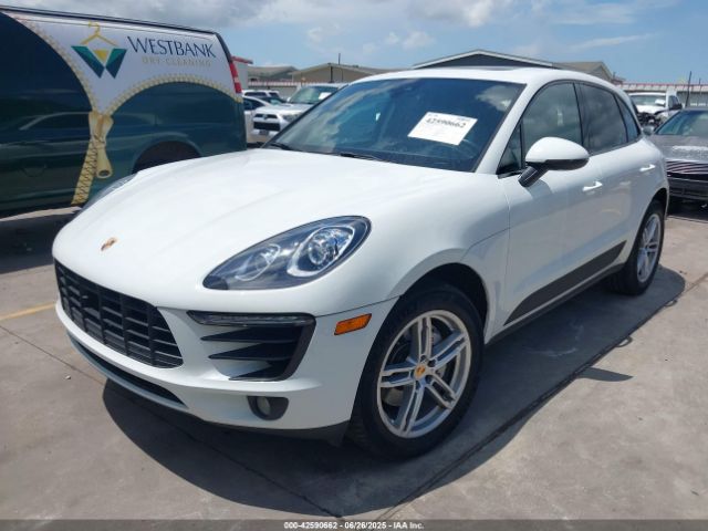 2018 PORSCHE MACAN WP1AB2A52JLB37590 Photo 1