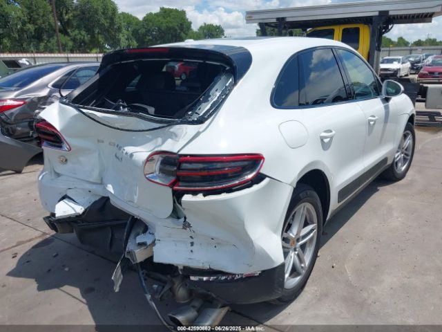 2018 PORSCHE MACAN WP1AB2A52JLB37590 Photo 3