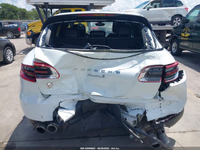 2018 PORSCHE MACAN WP1AB2A52JLB37590 Photo 5