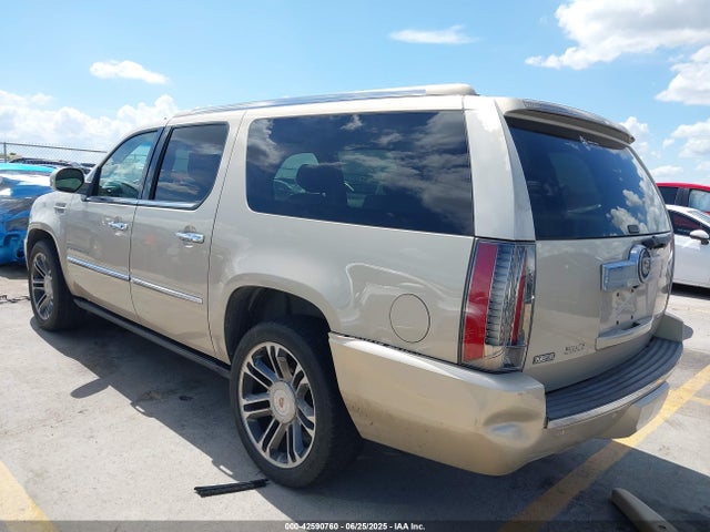 2012 CADILLAC ESCALADE ESV 1GYS3JEF8CR241432 Photo 2