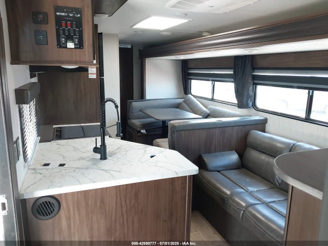 Продажа на аукционе авто 2021 Forest River Cherokee, vin: 4X4TCKE24MX147116, номер лота: 42590777