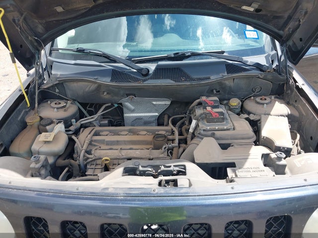 1C4NJPBA0ED758003 Jeep 2014