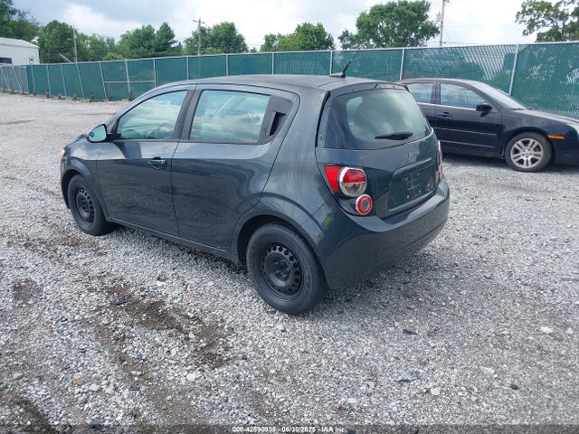 Продажа на аукционе авто 2014 Chevrolet Sonic Ls Auto, vin: 1G1JA6SH9E4146252, номер лота: 42590935