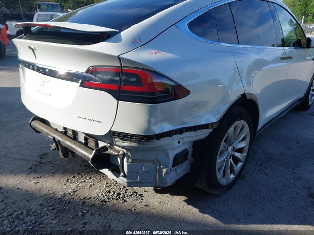Tesla 2020 2020 5YJXCBE27LF242169 Image 6