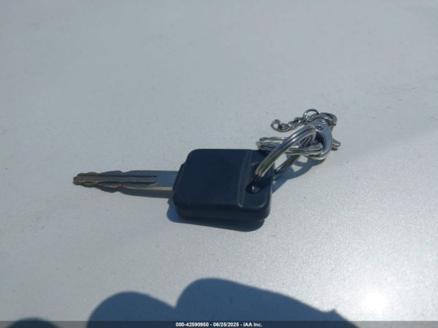 3N1CE2CP9EL402843 Nissan 2014