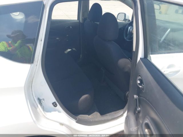 3N1CE2CP9EL402843 Nissan 2014