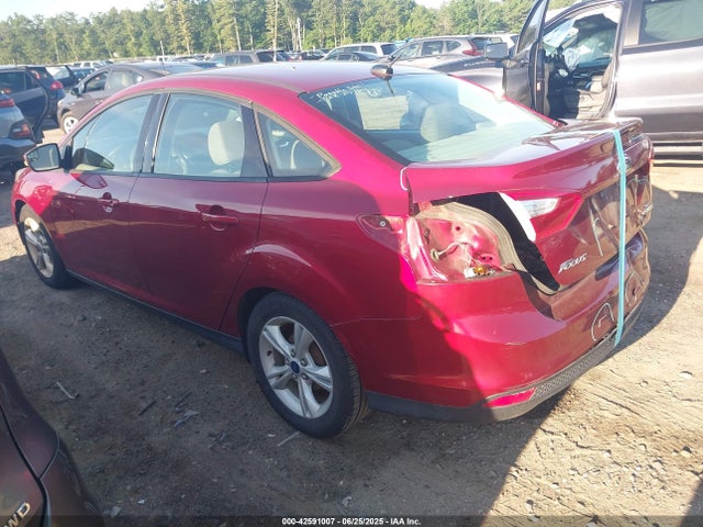 Ford Focus 2014 1FADP3F24EL395903 Image 3