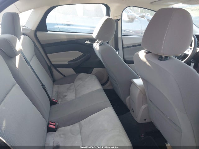 Ford Focus 2014 1FADP3F24EL395903 Image 8