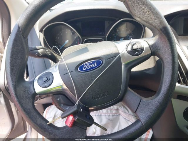 1FADP3K21EL447588 Ford 2014