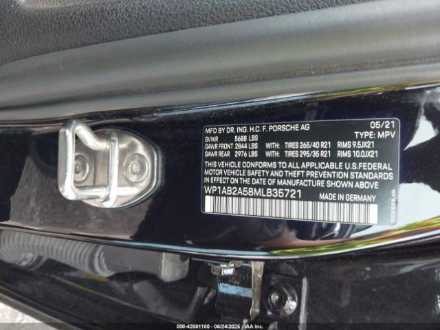 2021 PORSCHE MACAN WP1AB2A58MLB35721 Photo 8