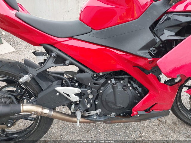 JKAEXKH1XMDAA4638 Kawasaki 2021