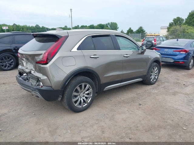 2020 CADILLAC XT4 1GYFZDR46LF079151 Photo 3