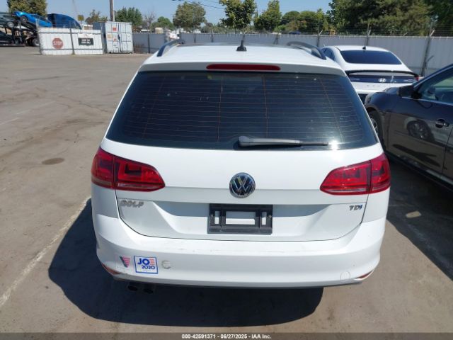 3VWCA7AU5FM509797 Volkswagen 2015