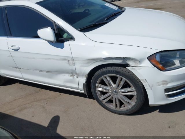 3VWCA7AU5FM509797 Volkswagen 2015