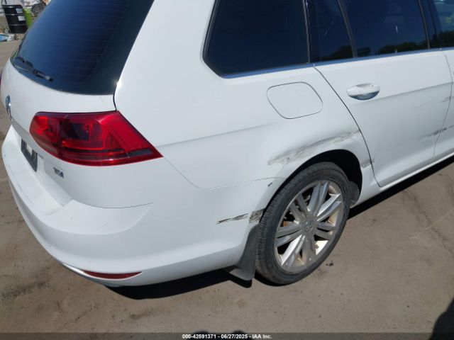3VWCA7AU5FM509797 Volkswagen 2015