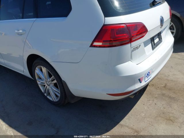 3VWCA7AU5FM509797 Volkswagen 2015