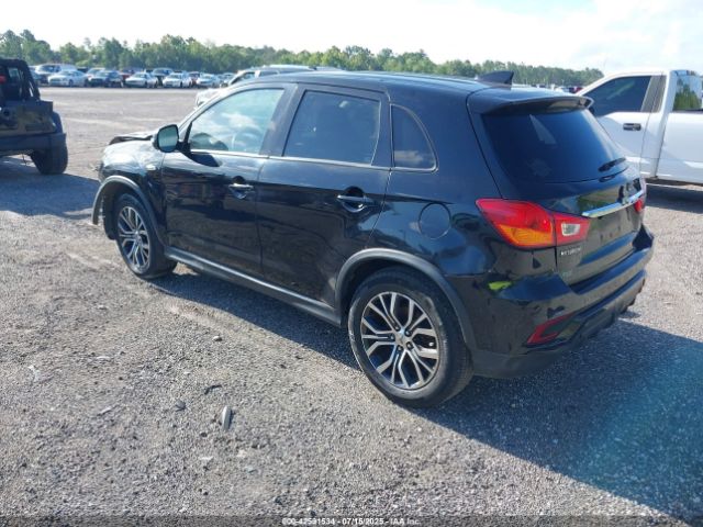 2018 MITSUBISHI OUTLANDER SPORT JA4AP3AW4JU012399 Photo 2