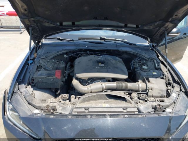 2017 JAGUAR XE SAJAE4BG1HA957610 Photo 9