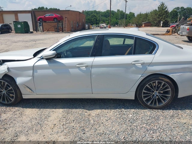 WBA13BJ07MWX06078 BMW 530I