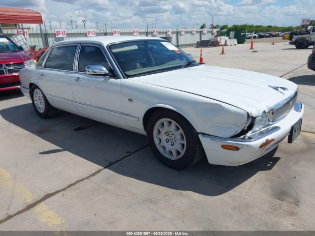 1998 JAGUAR XJ8 SAJKX6244WC842758 Photo 0