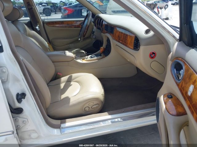 1998 JAGUAR XJ8 SAJKX6244WC842758 Photo 4