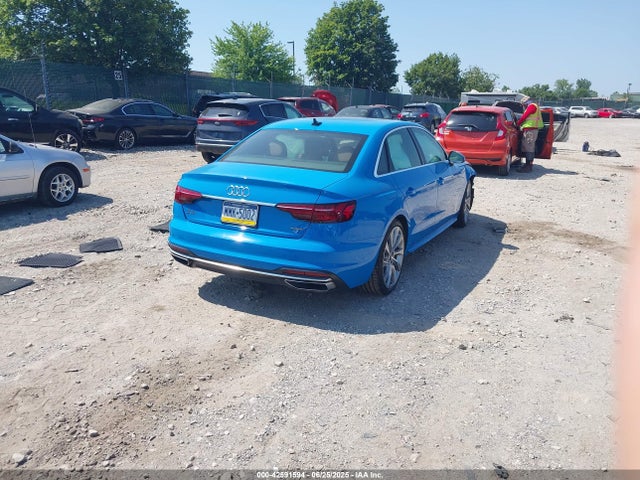 2021 AUDI A4 WAUEAAF42MN010750 Photo 3