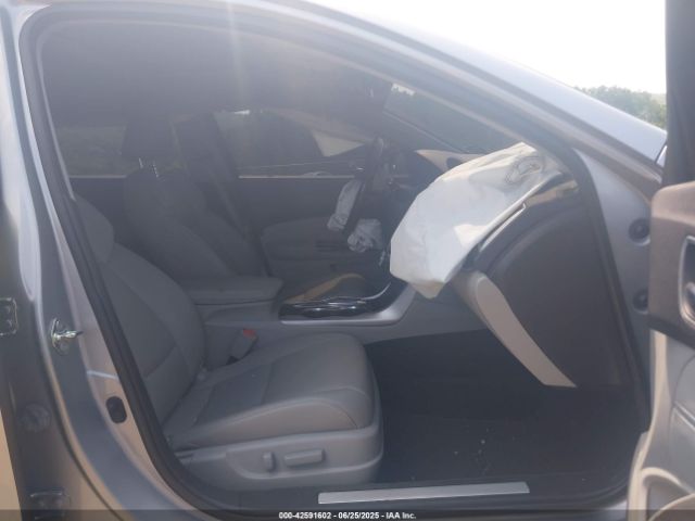 2018 ACURA TLX 19UUB3F30JA004657 Photo 4
