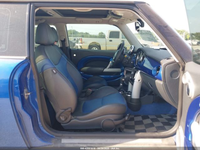 2005 MINI COOPER S WMWRE33445TG95016 Photo 4