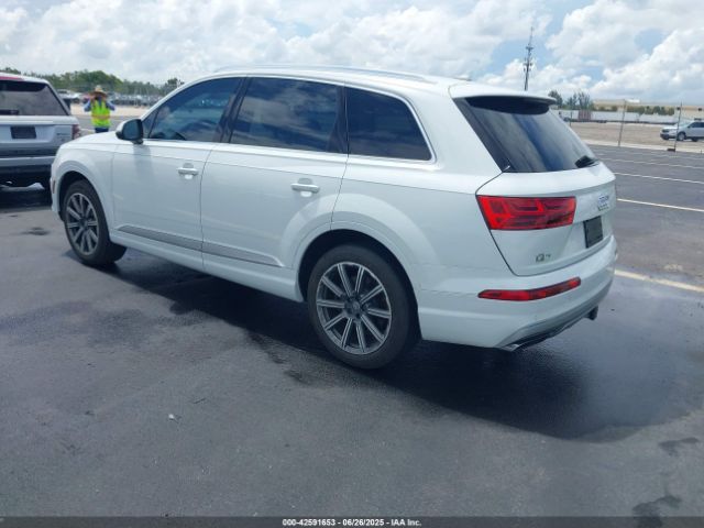 2018 AUDI Q7 WA1LHAF79JD004553 Photo 2
