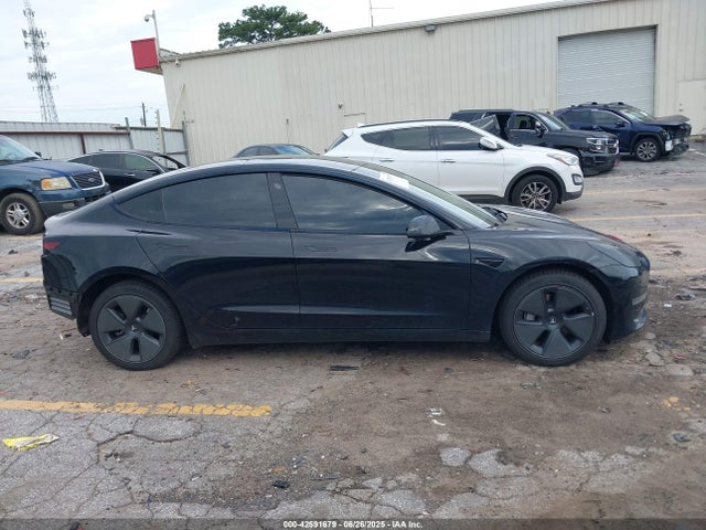 Tesla 2023 2023 5YJ3E1EA2PF565710 Image 13