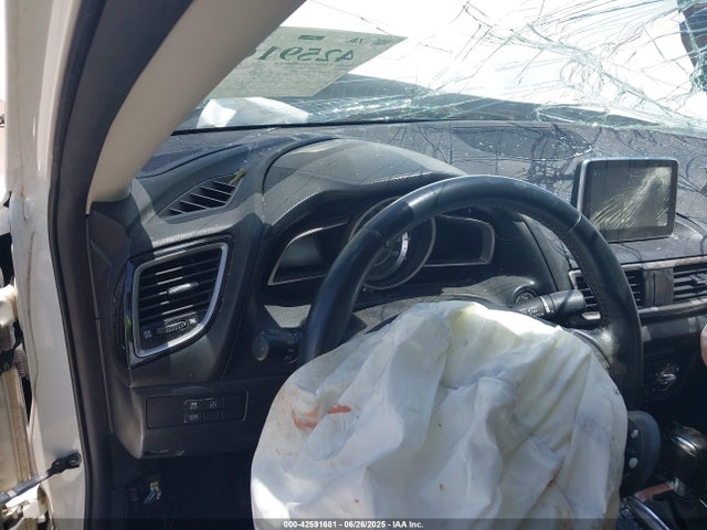 3MZBM1V70GM257463 Mazda pe