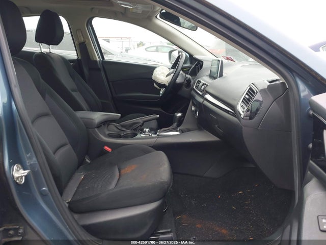 3MZBM1V76FM236681 Mazda pe