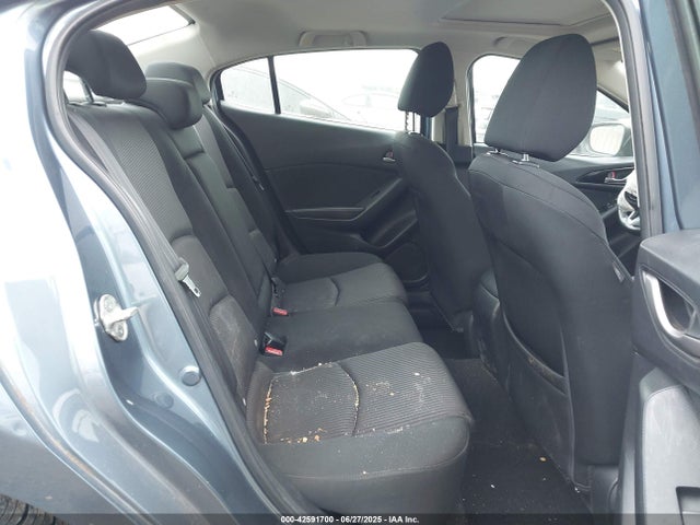 3MZBM1V76FM236681 Mazda pe