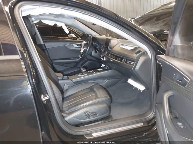 2018 AUDI A4 WAUDNAF47JA092056 Photo 4