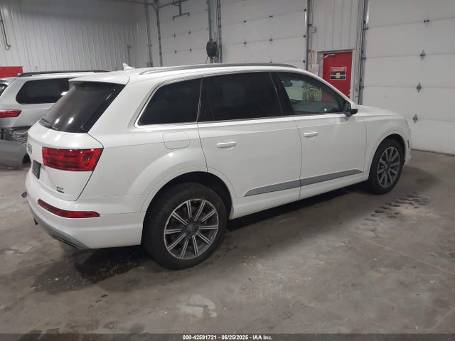 2017 AUDI Q7 WA1VAAF72HD017300 Photo 3